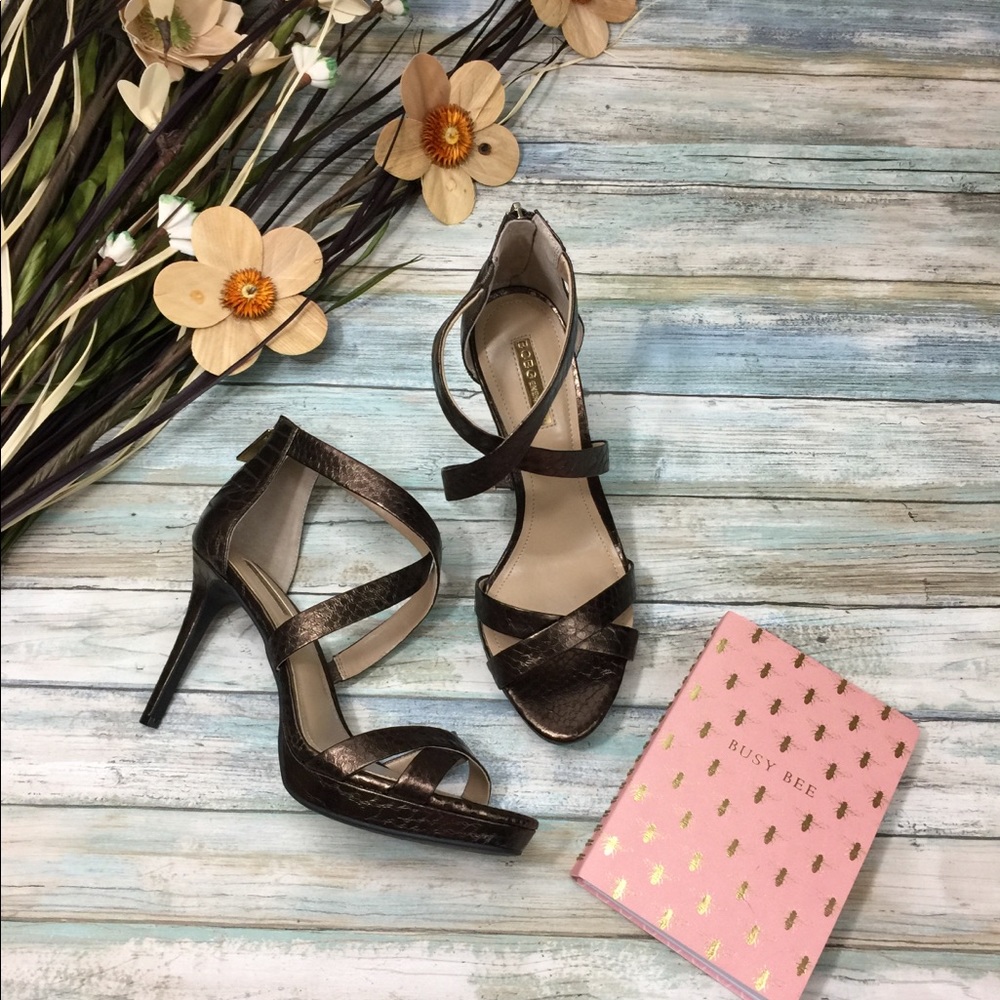 NWOT BCBG Gorgeous copper color heels.